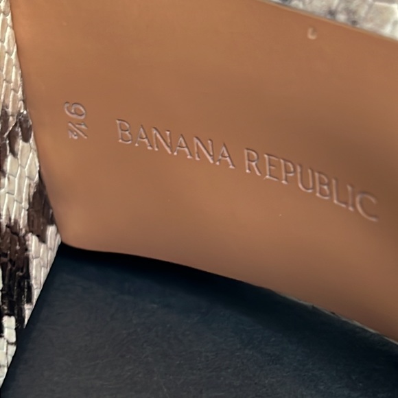 Banana Republic Women’s High Heel Shoe. Snake Print Design. All Leather. New - Picture 12 of 17